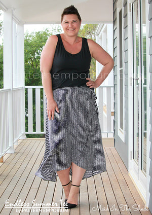 view our ladies sleeveless tee sewing pattern