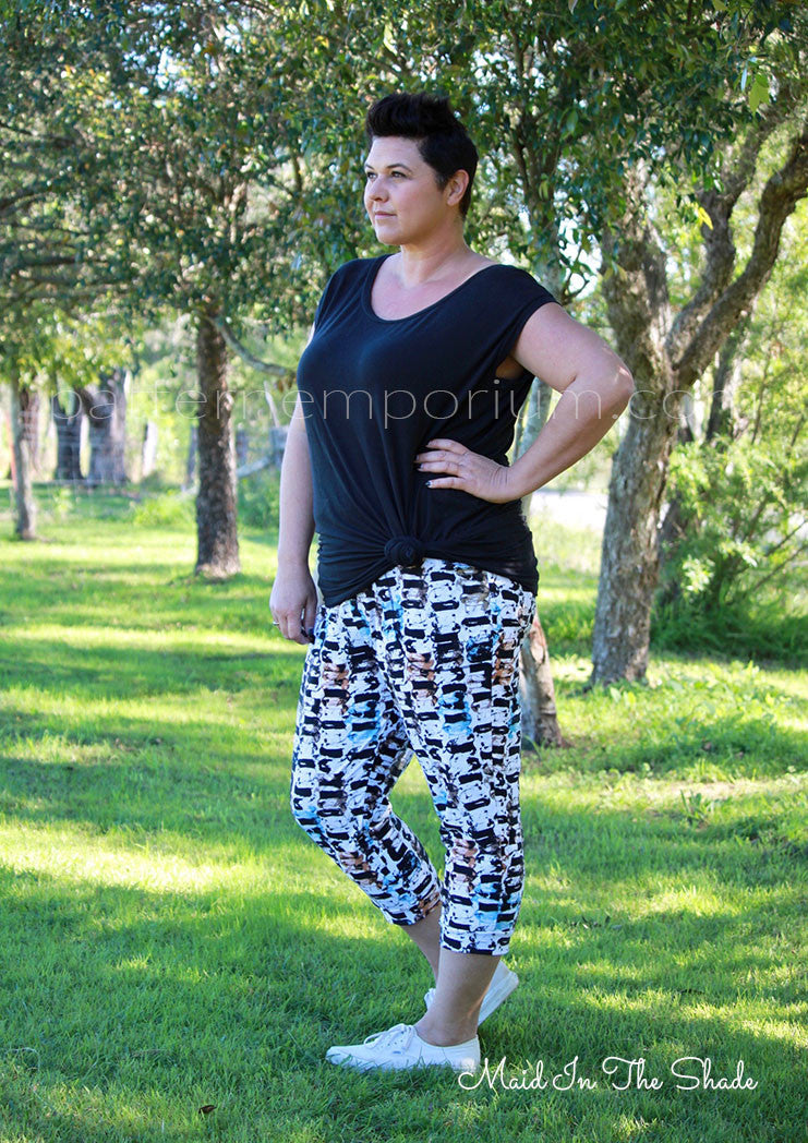 Ainsley Pattern Hack {How to create a Ruffled Pant Leg} – Violette